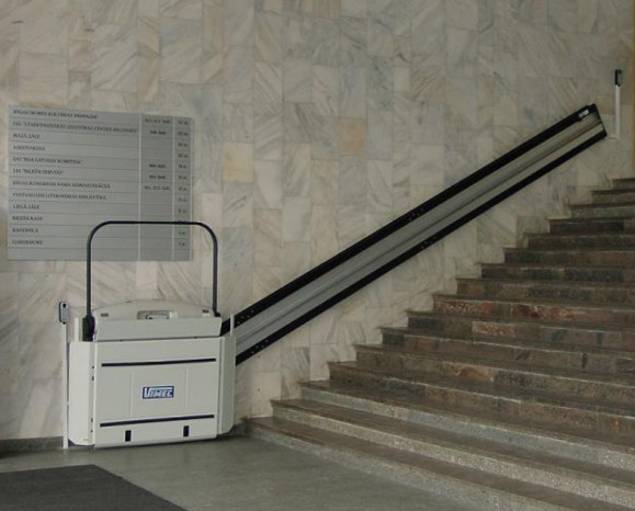 Ανελκυστήρας Σκάλας για Αμαξίδιο